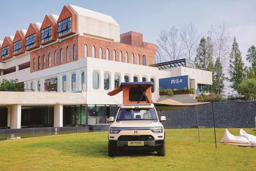 “豪华智慧全地形SUV”猛士X700上市
