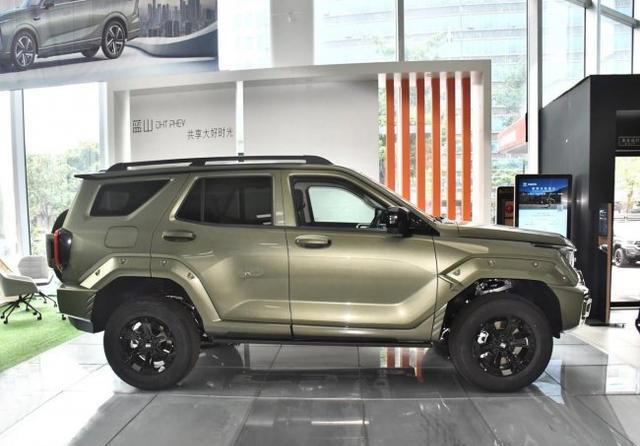 横评智趣烈马与坦克400Hi4-T：硬派方盒子到底要不要“均衡”？