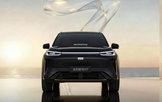 中国设计全球审美!揭秘吉利银河M7的黄金法则!