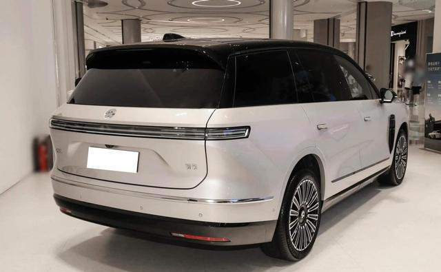 可选6／7座，纯电续航635km，全尺寸SUV蔚来ES8能买吗？