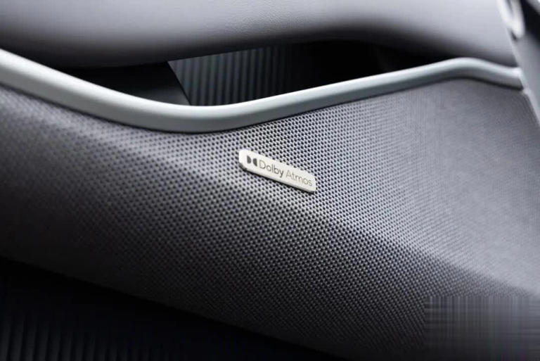 一位有温度的伙伴——试驾蔚来ET5T CAR REVIEWS 一位有温度的伙伴——试驾蔚来ET5TCARREVIEWS