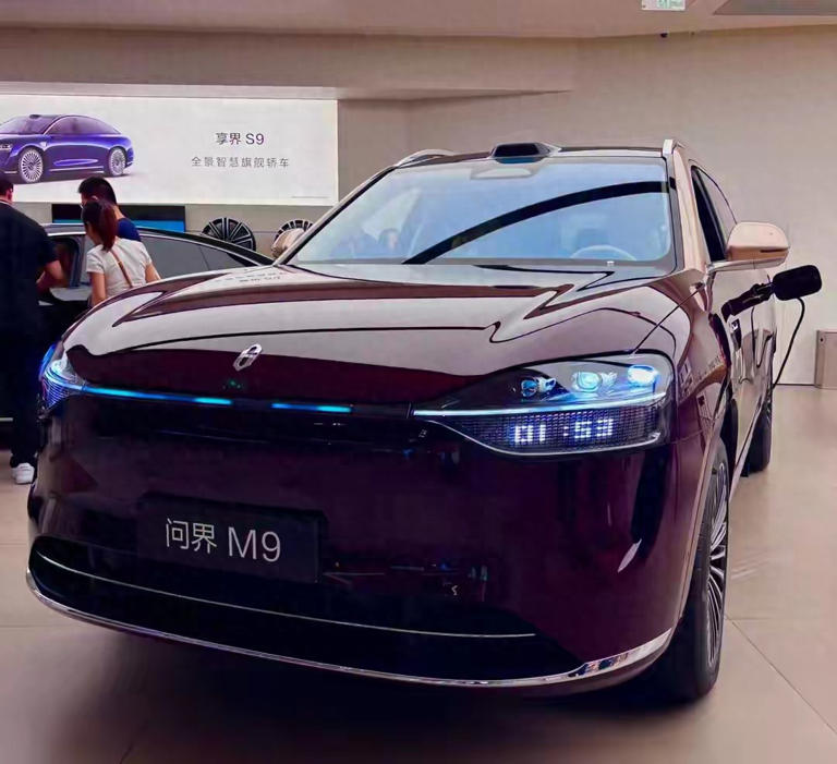 问界家族三款新车2026年上市:M6二季度交付,M8改款M9升级! 问界家族三款新车2026年上市:M6二季度交付,M8改款M9升级!