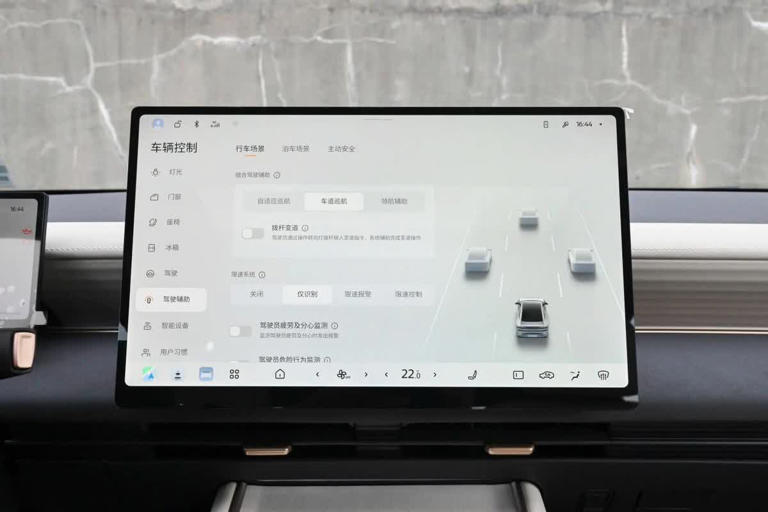 新日产N6来袭,限时11.19万配双领航,值得买吗? 新日产N6来袭,限时11.19万配双领航,值得买吗?