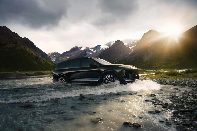 6389836544554563017205542.jpg 蔚来全新ES8,强在何处?