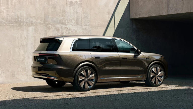 全新理想L9官图公布：拼色设计，终极版售价56万元