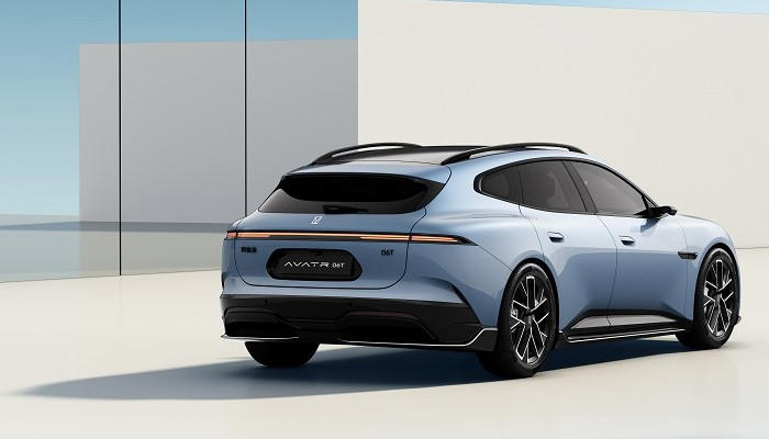 一周新车盘点|小鹏GX（G01）配双动力理想L9Livis搭全线控底盘