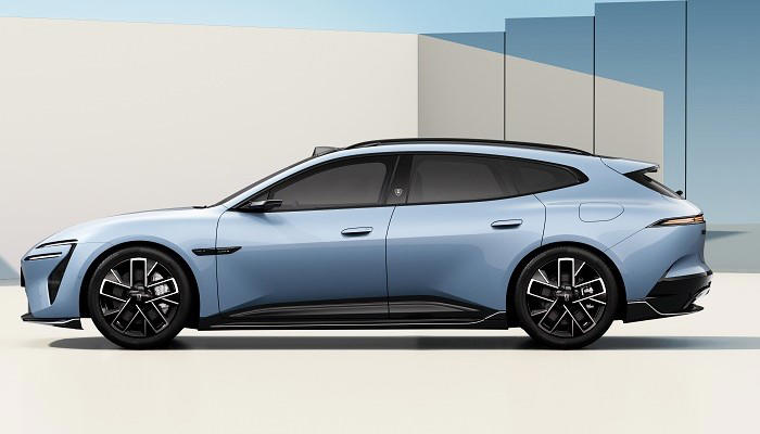 一周新车盘点|小鹏GX（G01）配双动力理想L9Livis搭全线控底盘