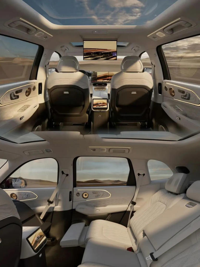 一觉醒来，四款重磅SUV公布了内饰