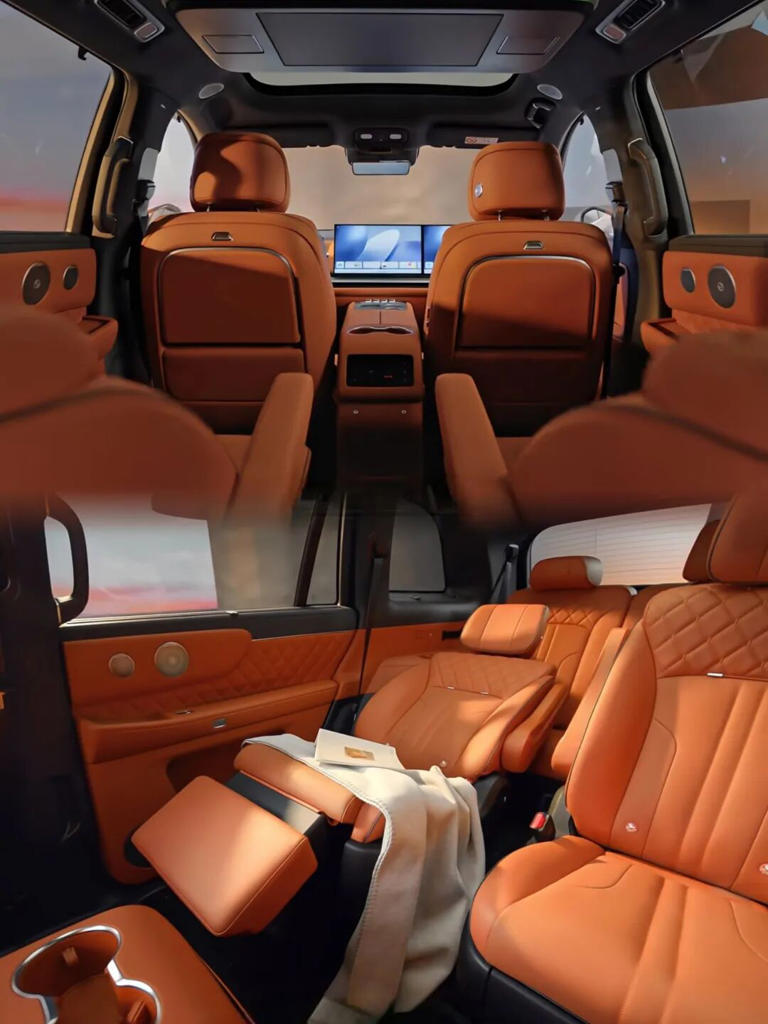 一觉醒来，四款重磅SUV公布了内饰