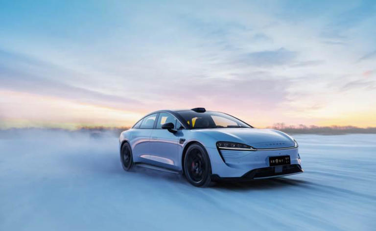 暴跌90.6%,智界陷入“至暗时刻” 暴跌90.6%,智界陷入“至暗时刻”