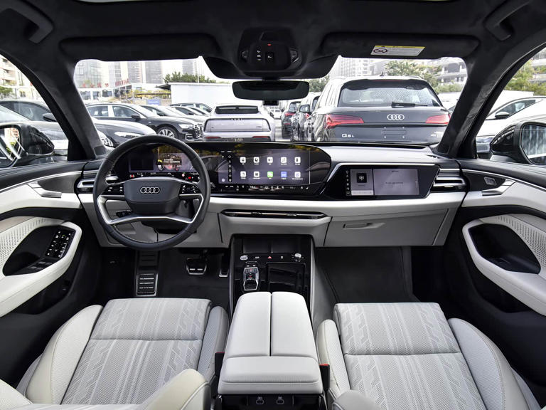 全新奥迪A6L将上市,轿跑外观动感,搭华为乾崑智驾系统 全新奥迪A6L将上市,轿跑外观动感,搭华为乾崑智驾系统