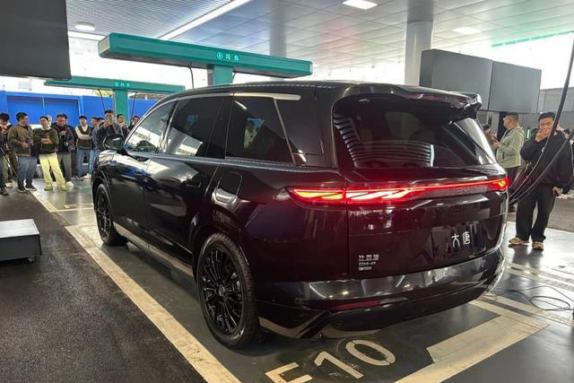 全球第一！旗舰SUV比亚迪大唐，黑科技上车，续航2000km不火都难