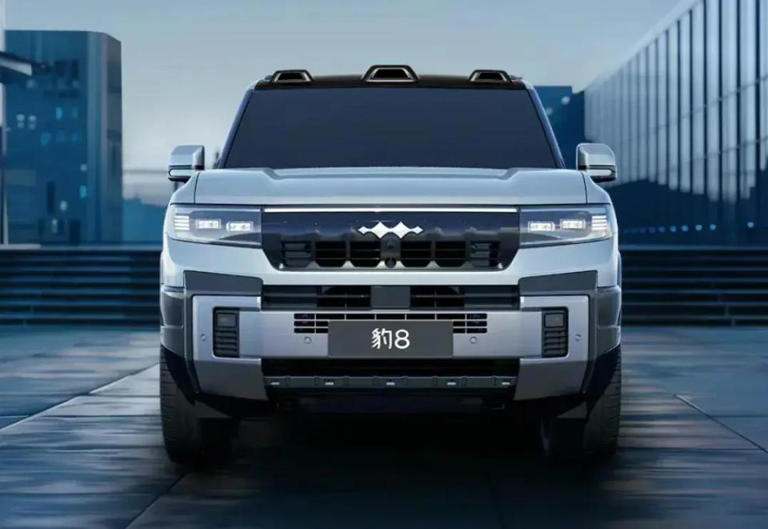 硬派新标杆！新款豹8曝光，配46.7kWh电池+闪充续航1300km