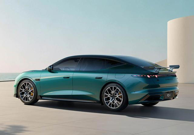 电动车也有大尾翼,领克10+官图发布 电动车也有大尾翼,领克10+官图发布