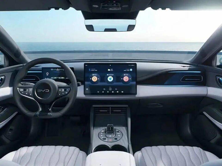捡漏了!比亚迪海豹06旅行版,续航1500km,从近13万降到11万多 捡漏了!比亚迪海豹06旅行版,续航1500km,从近13万降到11万多