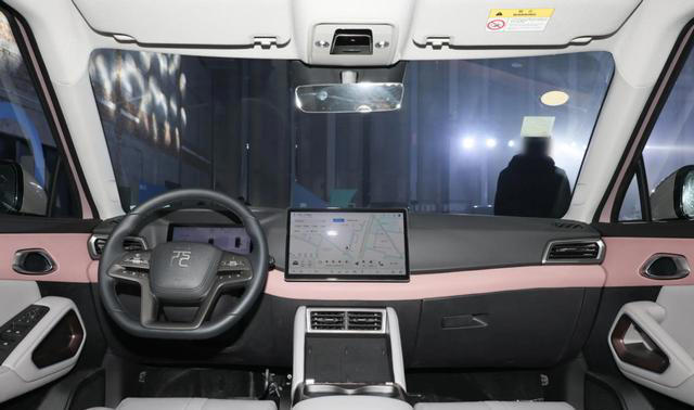 10万内纯电SUV闭眼选?星愿、元UP对标零跑A10,谁强谁弱一目了然 10万内纯电SUV闭眼选?星愿、元UP对标零跑A10,谁强谁弱一目了然