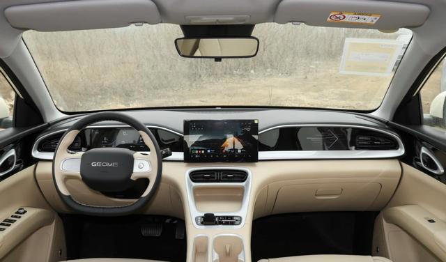 10万内纯电SUV闭眼选?星愿、元UP对标零跑A10,谁强谁弱一目了然 10万内纯电SUV闭眼选?星愿、元UP对标零跑A10,谁强谁弱一目了然