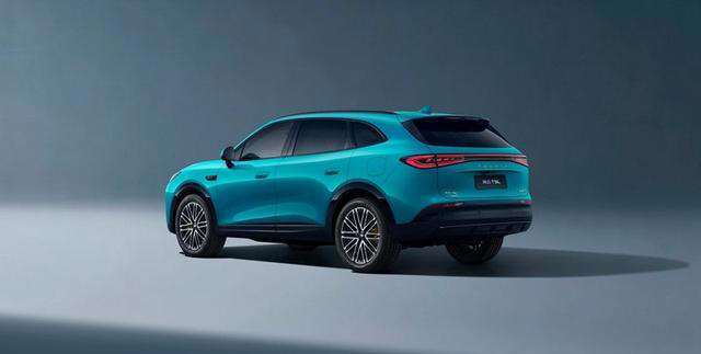 2920mm轴距+3.9L油耗,中型SUV预售13.99万元起 2920mm轴距+3.9L油耗,中型SUV预售13.99万元起