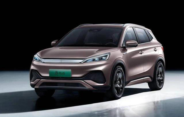 比亚迪掀桌子了!家用纯电SUV销冠，从12.68万一口气降到9.28万