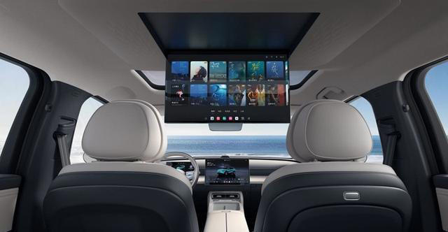 2920mm轴距+3.9L油耗,中型SUV预售13.99万元起 2920mm轴距+3.9L油耗,中型SUV预售13.99万元起