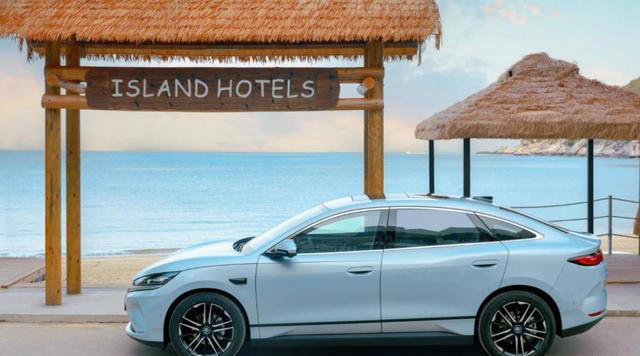 零跑B01和秦LEV细节对比解析：到底谁更适合你？