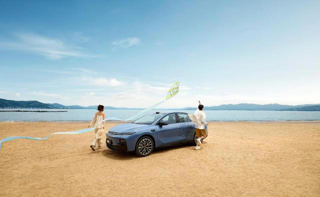 零跑B01和秦LEV细节对比解析：到底谁更适合你？