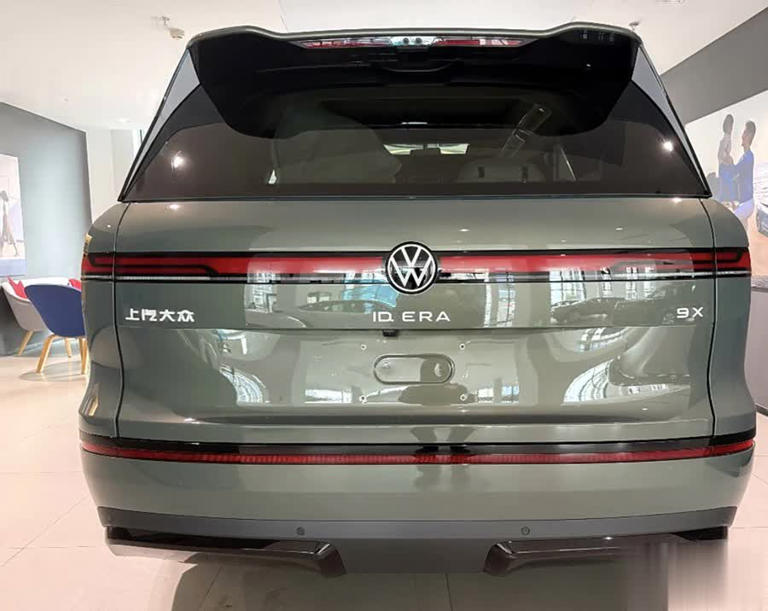 大众全新9系SUV到店，车长超5米2还配增程动力