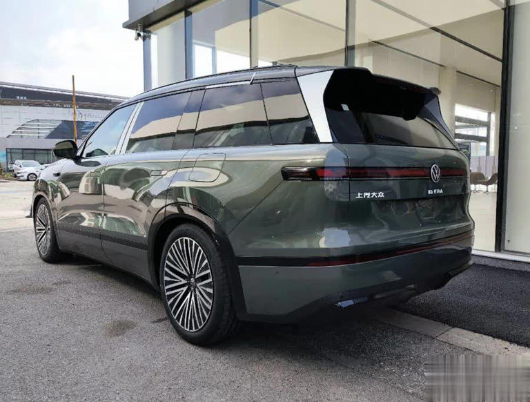 大众全新9系SUV到店，车长超5米2还配增程动力