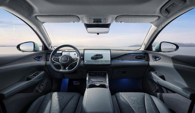 低油耗大空间比亚迪2026款海豹06DM-i旅行版选购攻略