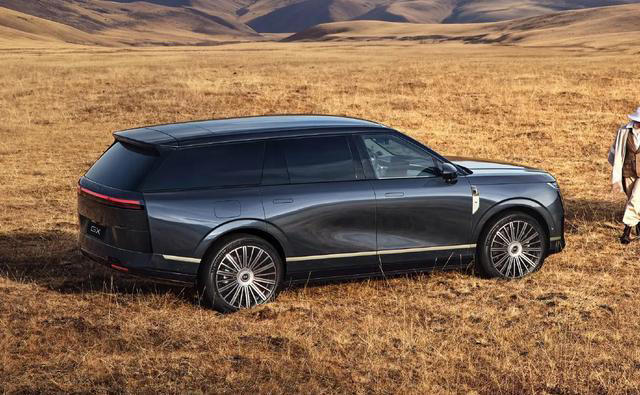 小鹏GX：旗舰配置拉满，定价几何方能助小鹏打翻身仗？