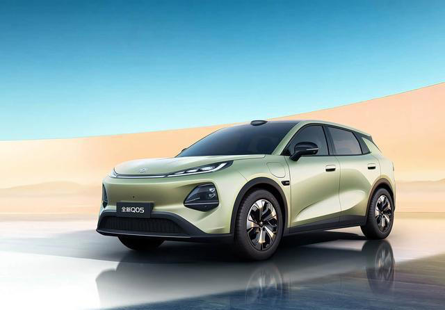 长安要崛起了!全新SUV配激光雷达,关键价格不到10万,又要火了 长安要崛起了!全新SUV配激光雷达,关键价格不到10万,又要火了