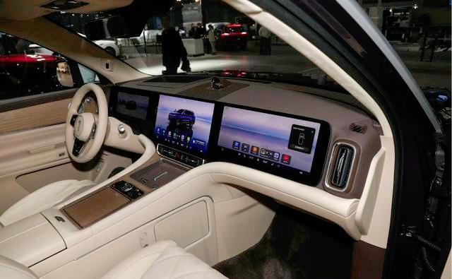 新款问界M9亮相,6颗激光雷达+续航超1500km,动力尺寸全面提升! 新款问界M9亮相,6颗激光雷达+续航超1500km,动力尺寸全面提升!