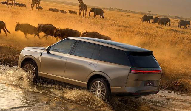 小鹏GX内饰官图曝光：环抱座舱+17.3英寸巨屏，后排媲美头等舱？