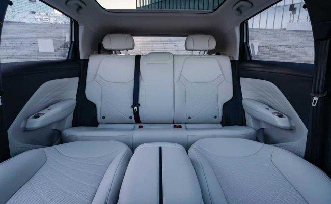 极狐T1预售开启,A0级纯电车空间堪比B级车! 极狐T1预售开启,A0级纯电车空间堪比B级车!