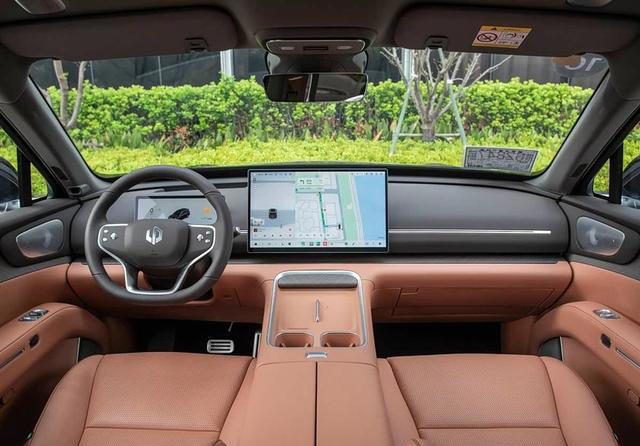 零跑D19更多消息星环灯带+VLA高阶智驾预售25万