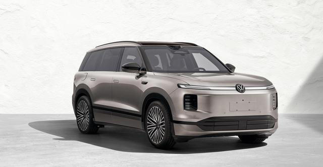 大众的大型SUV，车长5.2米6座布局，517马力百公里加速5.6秒