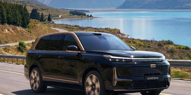 和问界M9一样豪华，吉利大6座SUV上市，25万级！