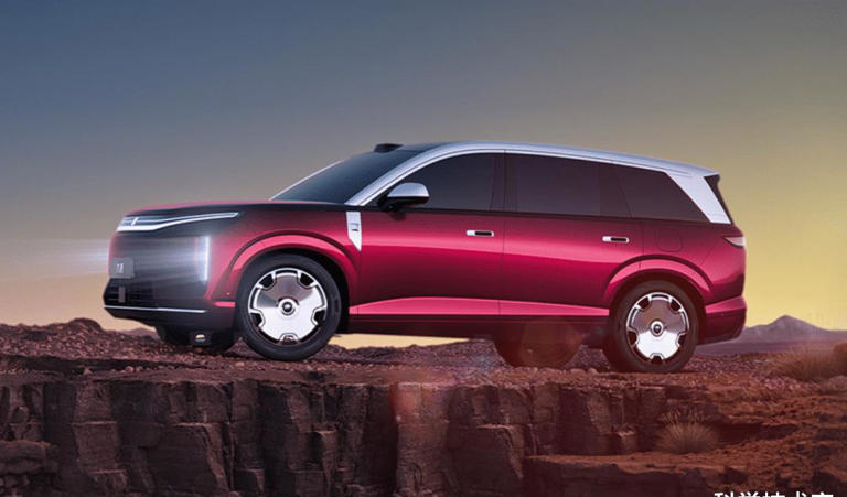 大唐来了！比亚迪大唐开启预售，25万到32万！