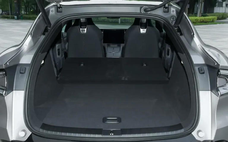 25万左右，从家用到自驾游，这3款纯电SUV，是很多人绕不开的