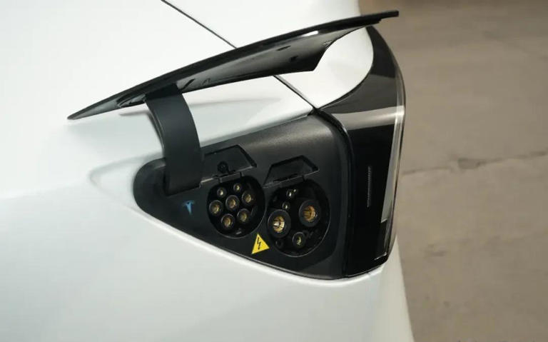 25万左右，从家用到自驾游，这3款纯电SUV，是很多人绕不开的