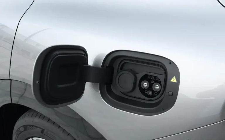 25万左右，从家用到自驾游，这3款纯电SUV，是很多人绕不开的