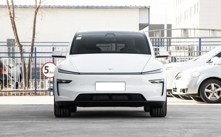 25万左右，从家用到自驾游，这3款纯电SUV，是很多人绕不开的