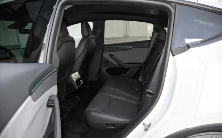 25万左右，从家用到自驾游，这3款纯电SUV，是很多人绕不开的