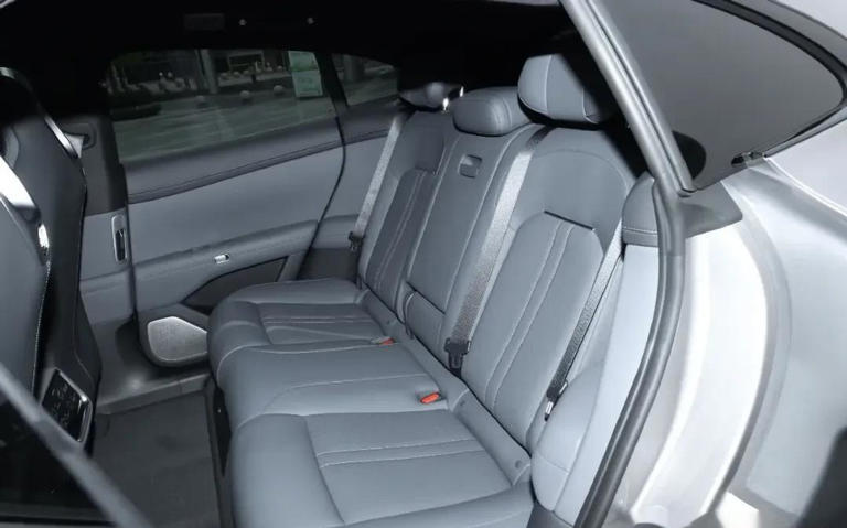 25万左右，从家用到自驾游，这3款纯电SUV，是很多人绕不开的