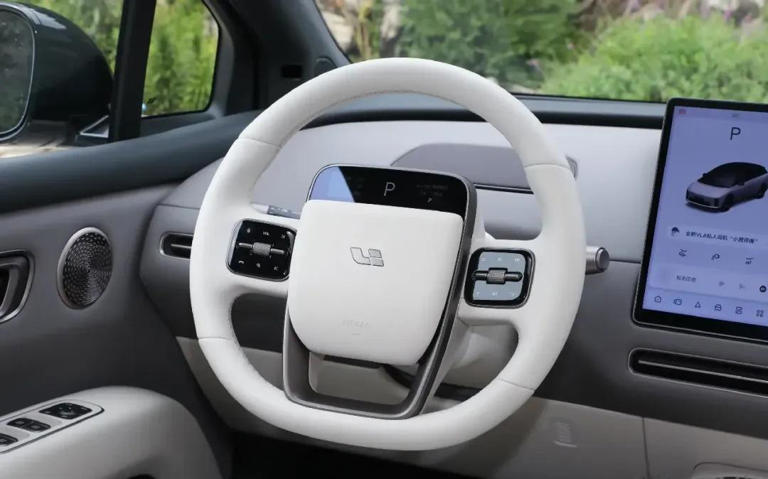 25万左右，从家用到自驾游，这3款纯电SUV，是很多人绕不开的