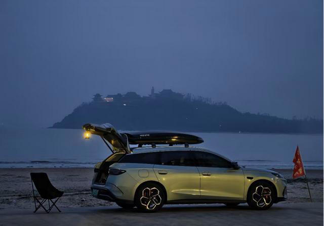 新款海豹06 DM旅行版售价11.19万元起,比老款贵在哪了? 新款海豹06DM旅行版售价11.19万元起,比老款贵在哪了?