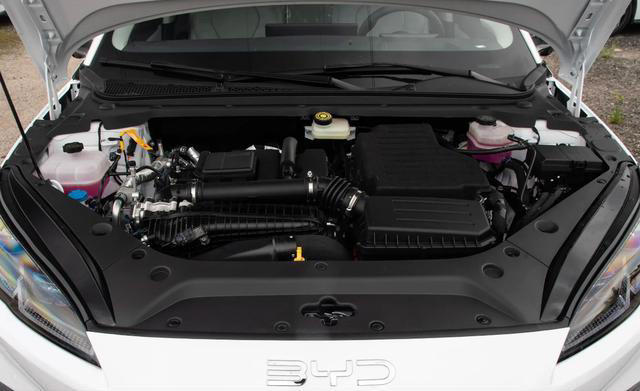 售价11.19万元起,2026款比亚迪海豹06DM旅行版上市,续航提升 售价11.19万元起,2026款比亚迪海豹06DM旅行版上市,续航提升