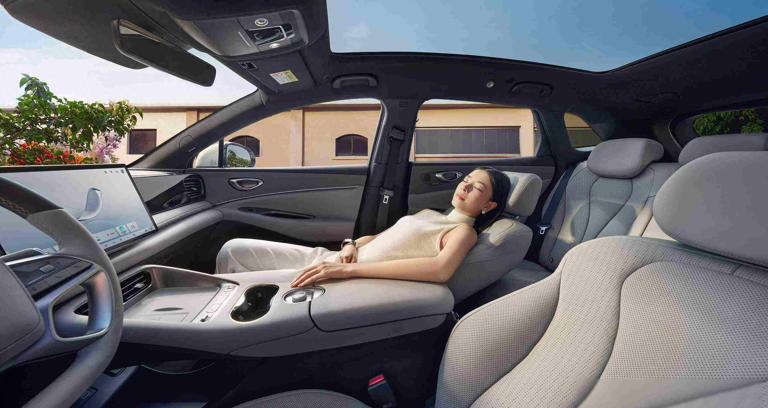 海狮06EV上市了价格涨了但配置更狠它真不声不响改写中型电车规则