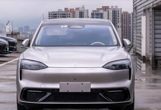 问界M6快上市了,这台车真正有吸引力的是这几样东西 问界M6快上市了,这台车真正有吸引力的是这几样东西