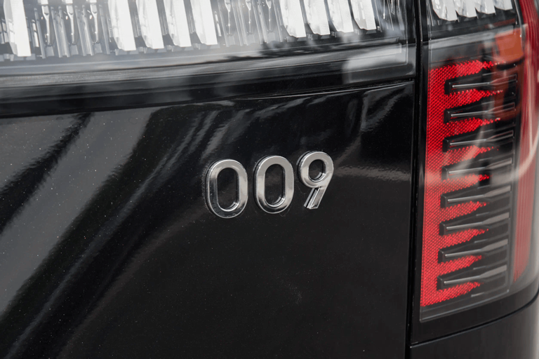 极氪009焕新版将至,智能三电双升级,纯电动力再进阶,期待值拉满! i极氪009焕新版将至,智能三电双升级,纯电动力再进阶,期待值拉满!